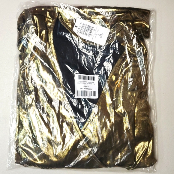 ❤️NWT VINTAGE TORRID PEPLUM TOP - GOLD LIQUID SHINE SURPLICE BLOUSE - PLUS SIZE - Picture 11 of 12